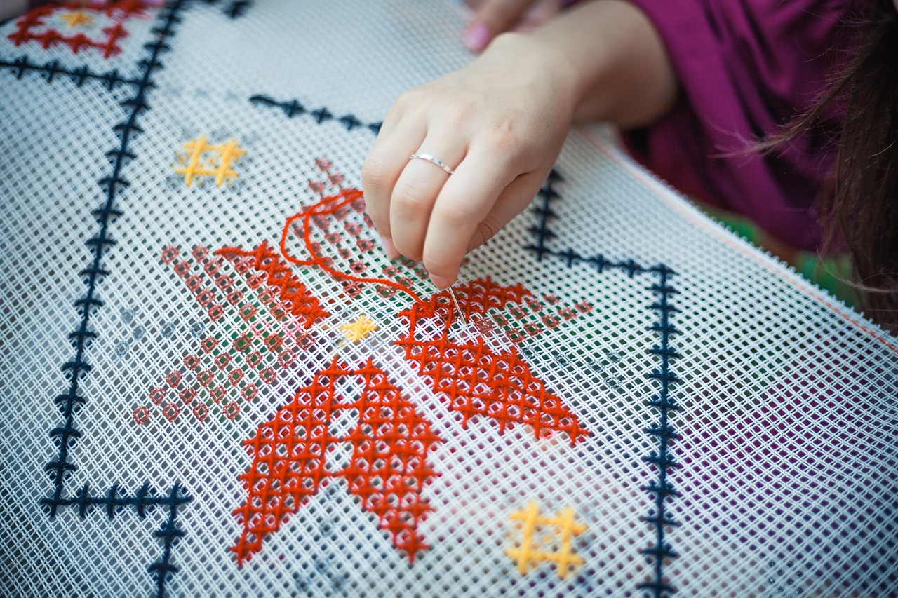 10 DIY Gift Ideas for Friends and Family